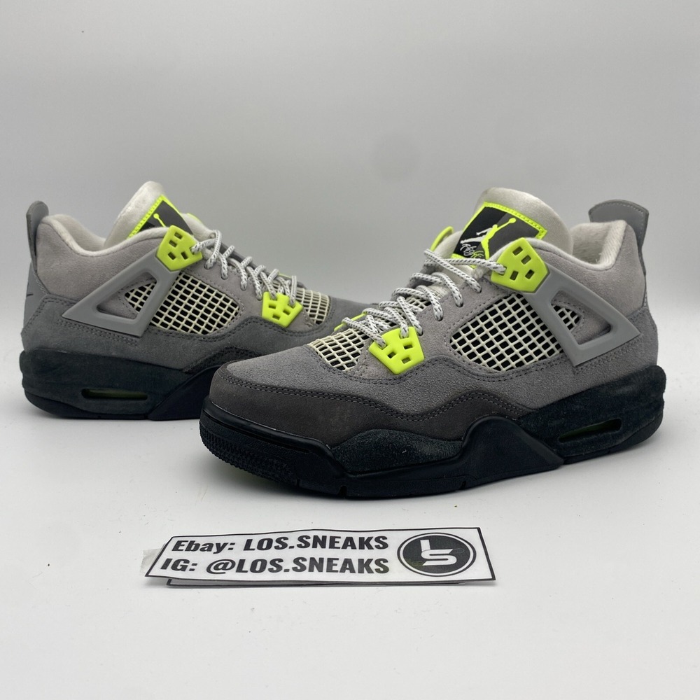 Size 5y- (GS)Jordan 4 Retro SE Mid‎ Neon 95 (CT5343-007)